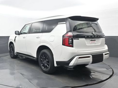 Used 2025 Nissan Armada SV AWD/4WD image 3