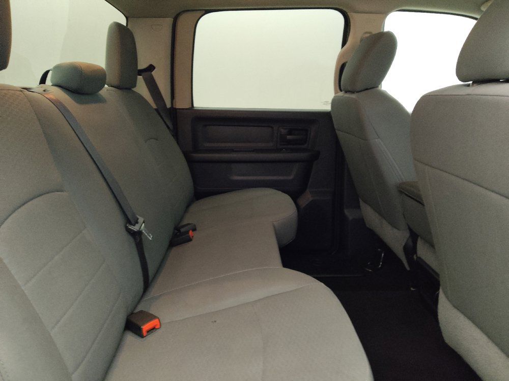 Used 2018 RAM 1500 Express RWD image 19