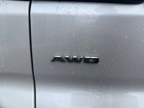 Used 2019 Cadillac XT4 Sport w/ Cold Weather Package AWD/4WD image 10