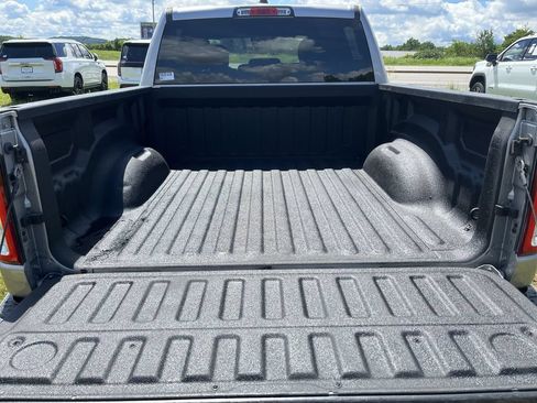 Used 2022 RAM 1500 Big Horn AWD/4WD image 28