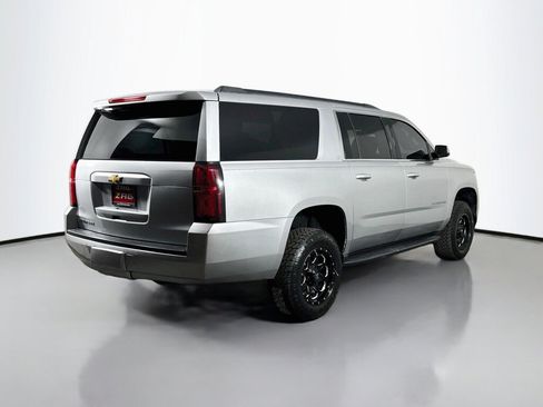 Used 2019 Chevrolet Suburban LT AWD/4WD image 5