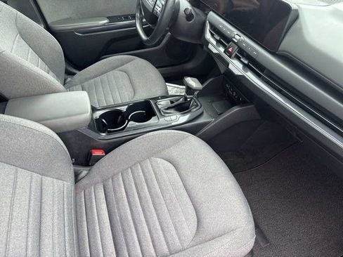 Used 2025 Kia K4 EX FWD image 34