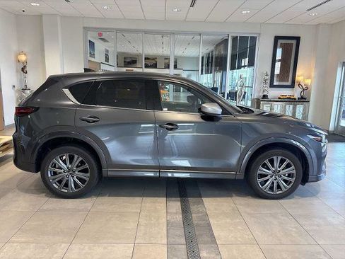 Used 2024 MAZDA CX-5 Signature image 2