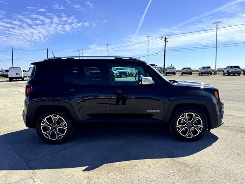 Used 2018 Jeep Renegade Limited w/ UConnect 8.4 Nav Group image 5