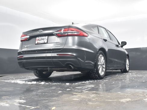 Used 2020 Ford Fusion SE image 41