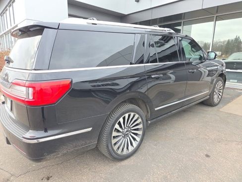 Used 2021 Lincoln Navigator L Reserve w/ Luxury Package image 9