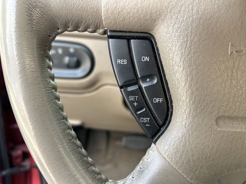 Used 2003 Mercury Mountaineer Base image 21