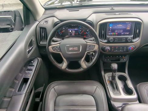 Used 2022 GMC Canyon Denali w/ Denali Black Edition Package image 18