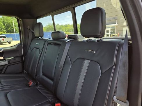 Used 2022 Ford F250 Platinum AWD/4WD image 32