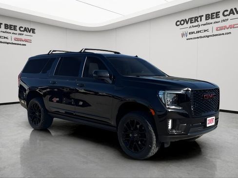 Used 2024 GMC Yukon XL Denali w/ Advanced Technology Package image 1