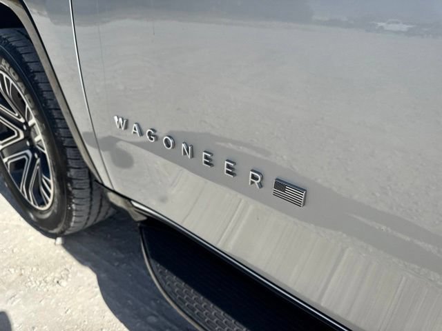 Used 2025 Jeep Wagoneer Series II AWD/4WD image 9