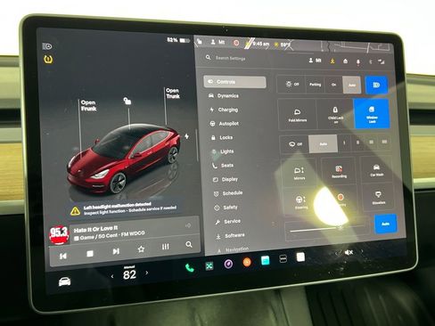 Used 2023 Tesla Model 3 Standard Range image 34