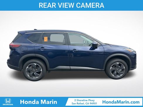 Used 2025 Nissan Rogue SV FWD image 4