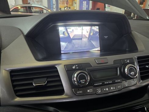 Used 2017 Honda Odyssey EX-L image 21