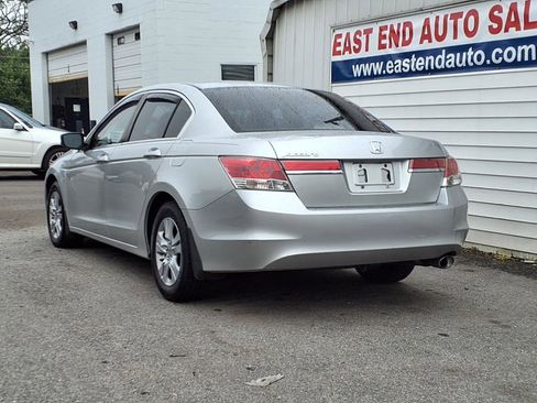 Used 2011 Honda Accord LX-P image 2