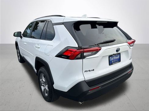 Used 2024 Toyota RAV4 LE image 10