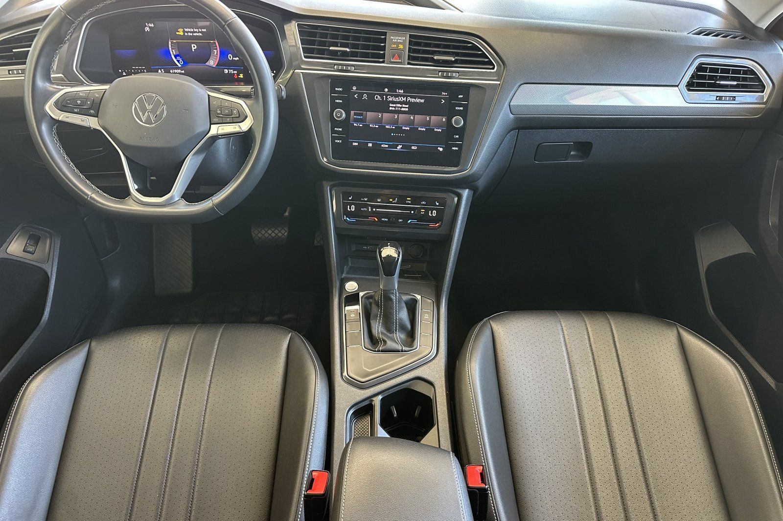 Used 2024 Volkswagen Tiguan SE FWD image 12
