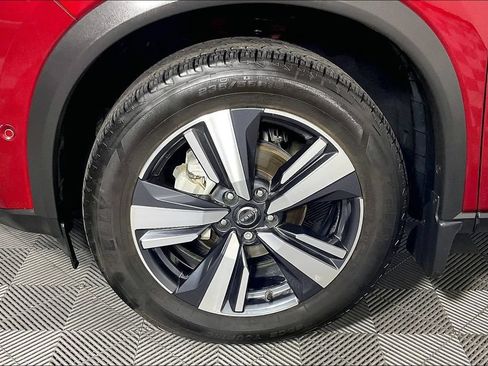 Used 2023 Nissan Rogue SL w/ SL Premium Package FWD image 12