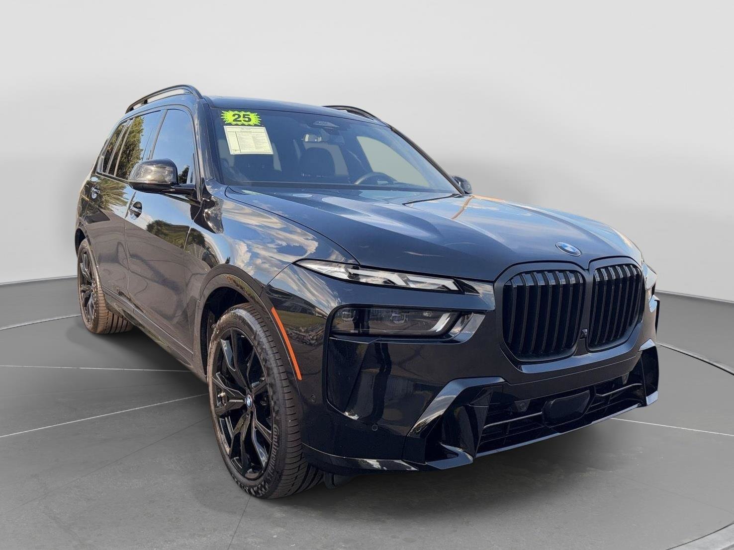 Used 2025 BMW X7 xDrive40i w/ M Sport Package AWD/4WD image 7