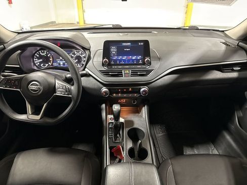 Used 2019 Nissan Altima 2.5 S FWD image 10