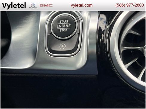 Used 2020 Mercedes-Benz GLB 250 4MATIC image 27