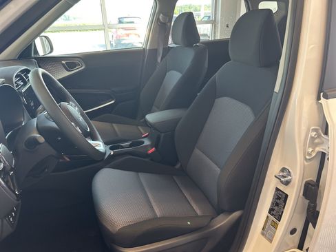 New 2025 Kia Soul S image 15