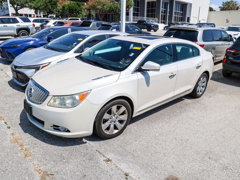 Used 2010 Buick LaCrosse CXS FWD image 1