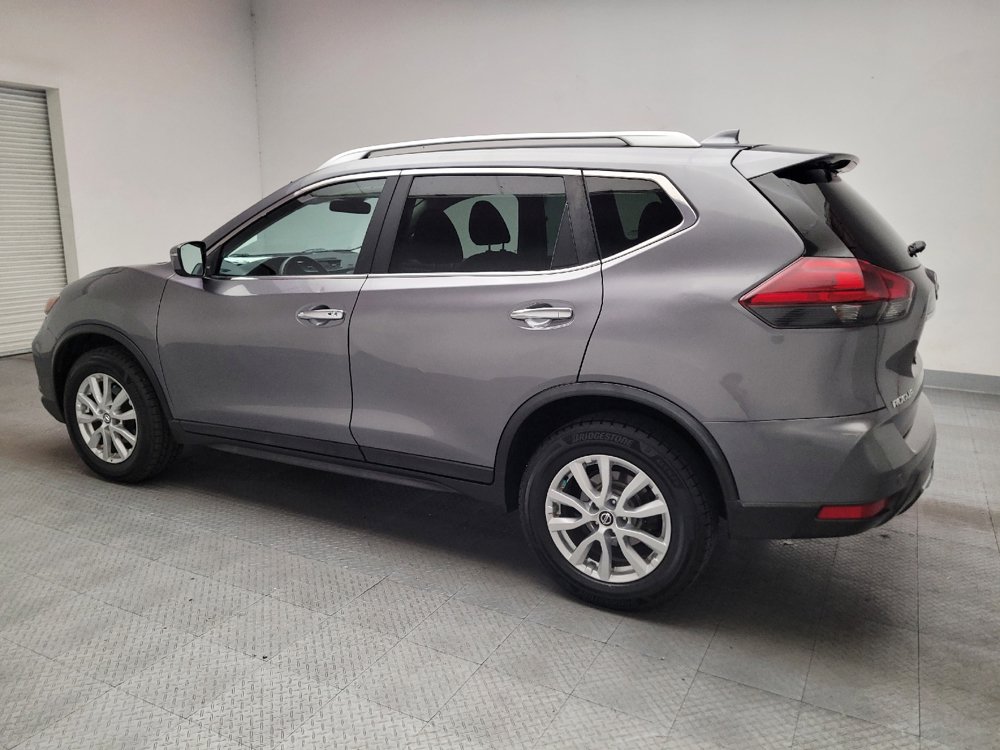 Used 2020 Nissan Rogue SV AWD/4WD image 3