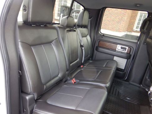 Used 2014 Ford F150 Lariat w/ Lariat Chrome Package AWD/4WD image 25