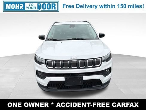 Used 2022 Jeep Compass Latitude FWD image 8