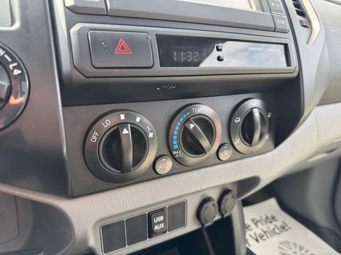 Used 2013 Toyota Tacoma 4x4 Regular Cab image 18