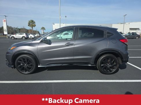 Used 2021 Honda HR-V Sport image 4