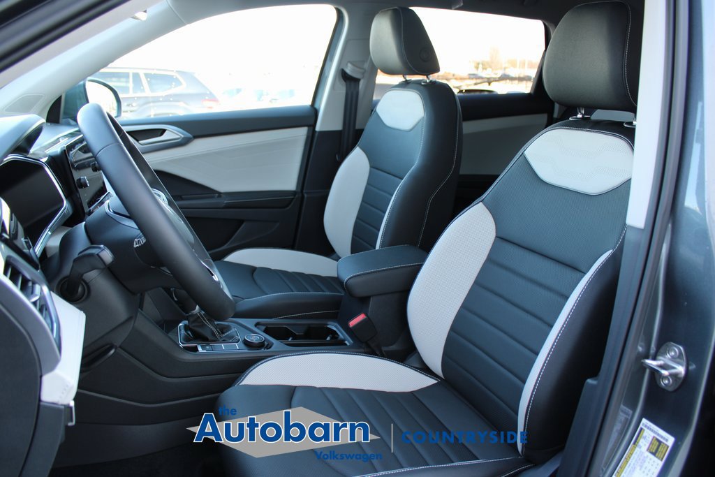Certified 2026 Volkswagen Taos SEL AWD/4WD image 7
