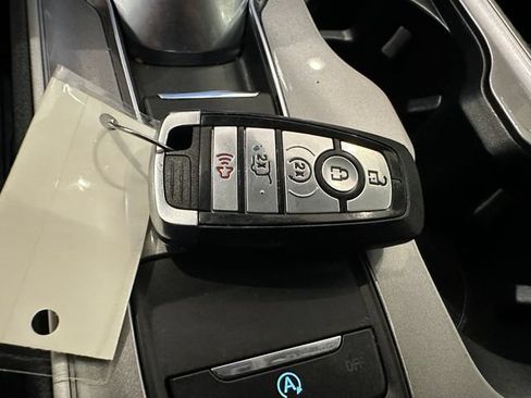 Used 2024 Ford Edge SEL w/ Convenience Package AWD/4WD image 15