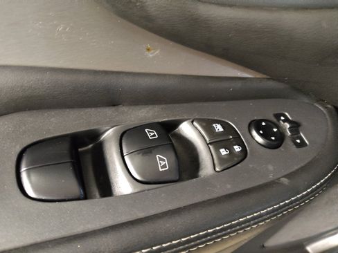 Used 2023 Nissan Murano SV FWD image 27