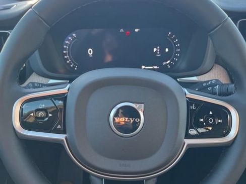 New 2026 Volvo XC60 B5 Core AWD/4WD image 10