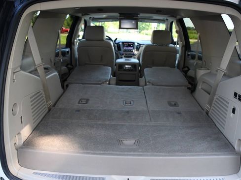 Used 2016 GMC Yukon Denali w/ Open Road Package AWD/4WD image 24