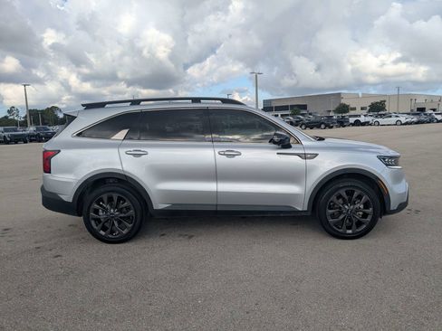 Used 2021 Kia Sorento SX Prestige AWD/4WD image 4