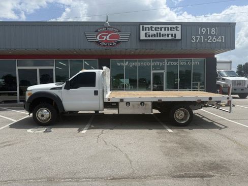 Used 2015 Ford F550 4x4 Regular Cab Super Duty image 5