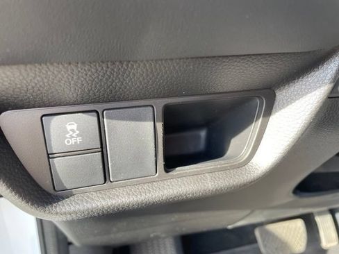 Used 2024 Honda HR-V LX image 19
