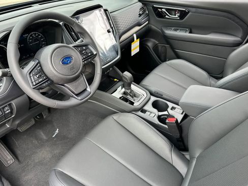 New 2025 Subaru Forester Limited image 9