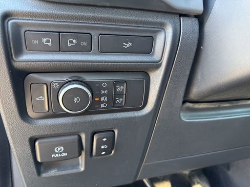 Used 2022 Ford F150 Lariat w/ Equipment Group 502A High image 14