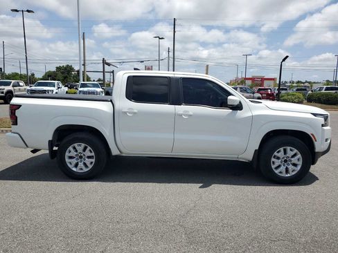Used 2023 Nissan Frontier SV w/ Technology Package AWD/4WD image 7