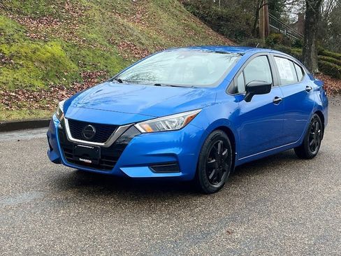 Used 2020 Nissan Versa S image 21