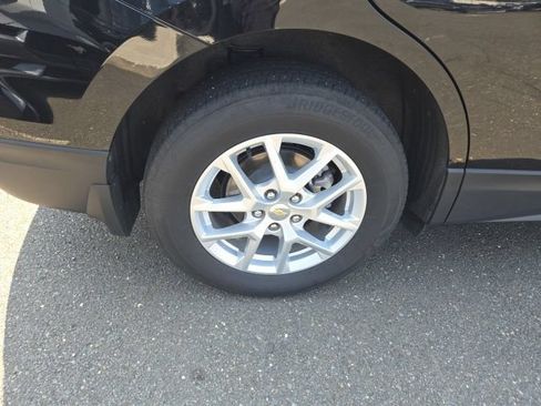 Used 2024 Chevrolet Equinox LT AWD/4WD image 11