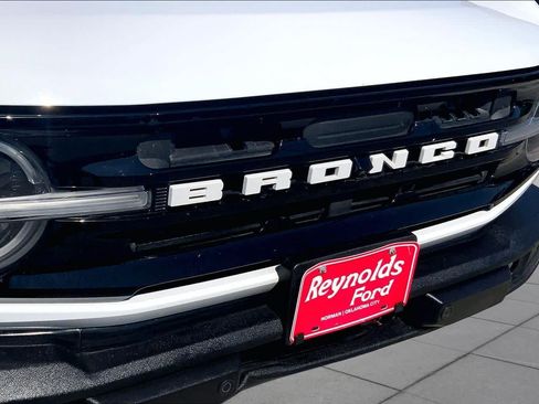 Used 2021 Ford Bronco Outer Banks AWD/4WD image 26