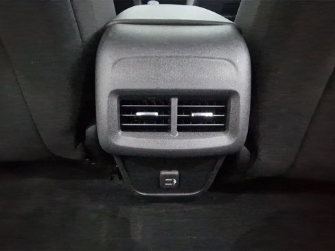 Used 2022 Chevrolet Equinox LT w/ LPO, Floor Liner Package image 50