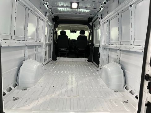 Used 2025 RAM ProMaster 3500 w/ Quick Order Package 22G SLT image 25