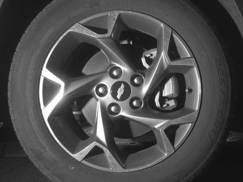 Used 2025 Chevrolet Trax LT w/ LT Convenience Package image 13