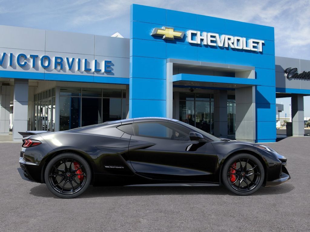 New 2027 Chevrolet Corvette Grand Sport RWD image 5
